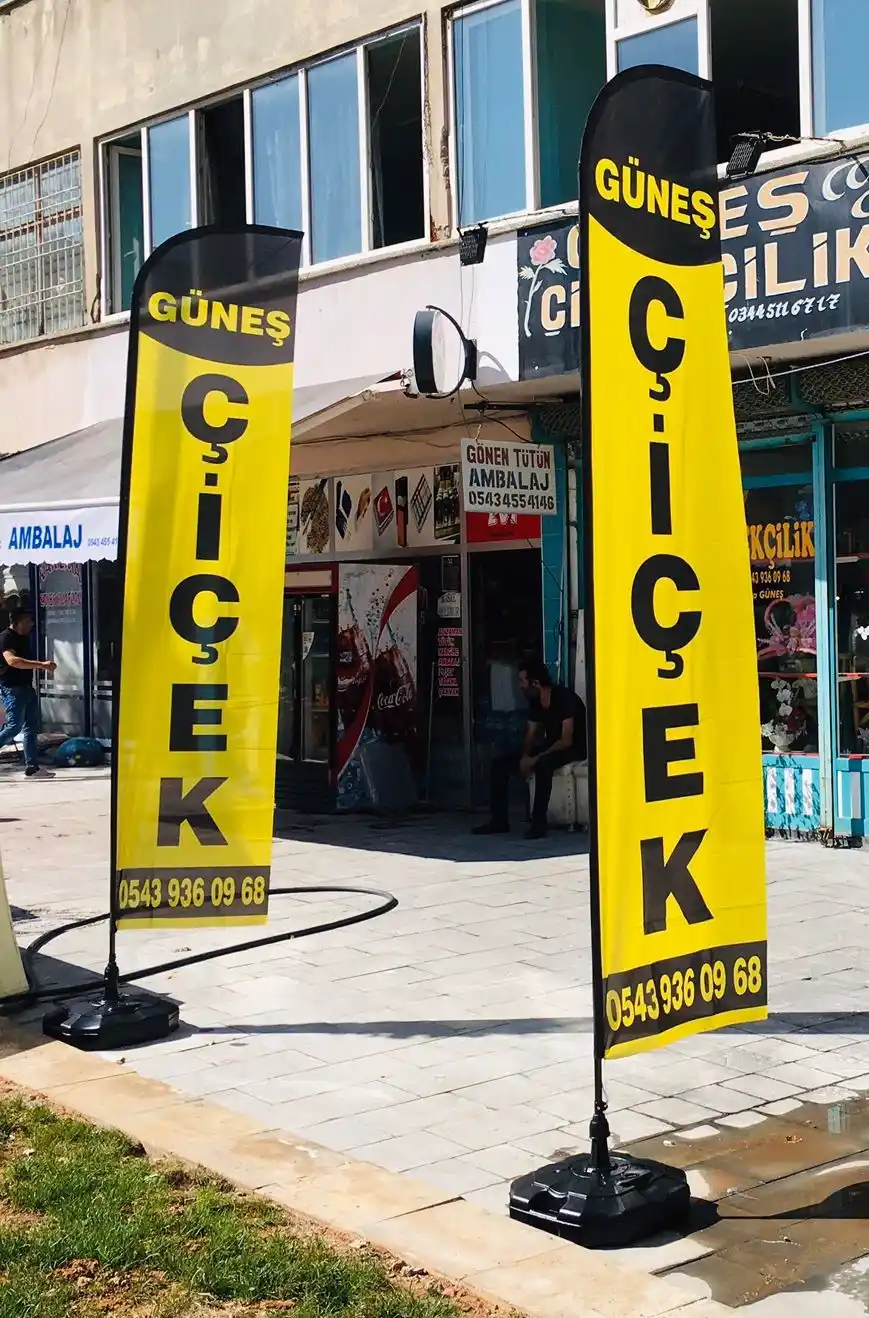 Çiçekçi Yelken Bayrakları Çiçekçi Yelken Bayrakları