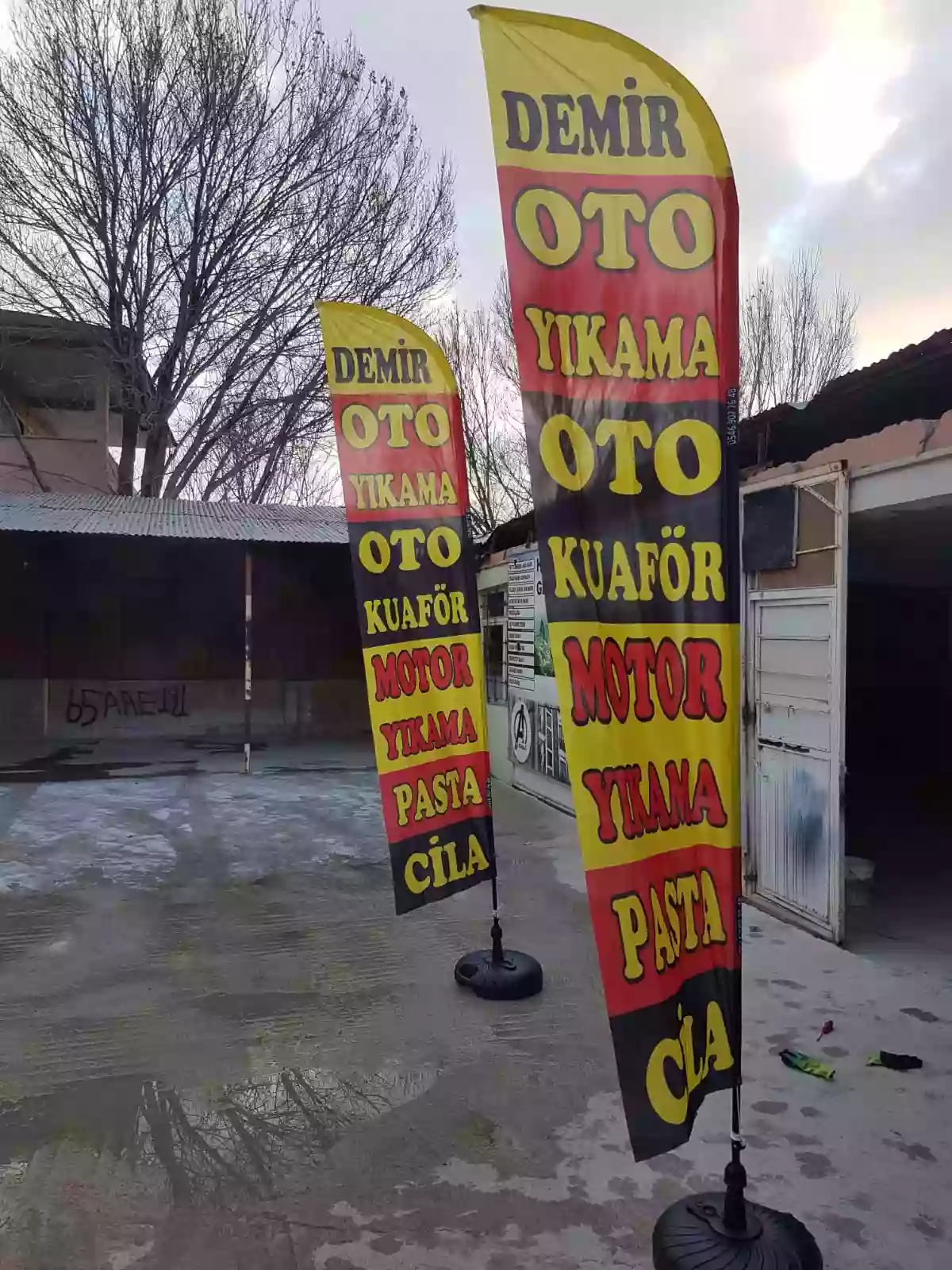 Oto Yıkama Olta Bayrağı-23